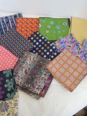 Lot of 15 Modern Pocket Square  , some silk, some Rayon, Bugatchi, Brooks Brothe
